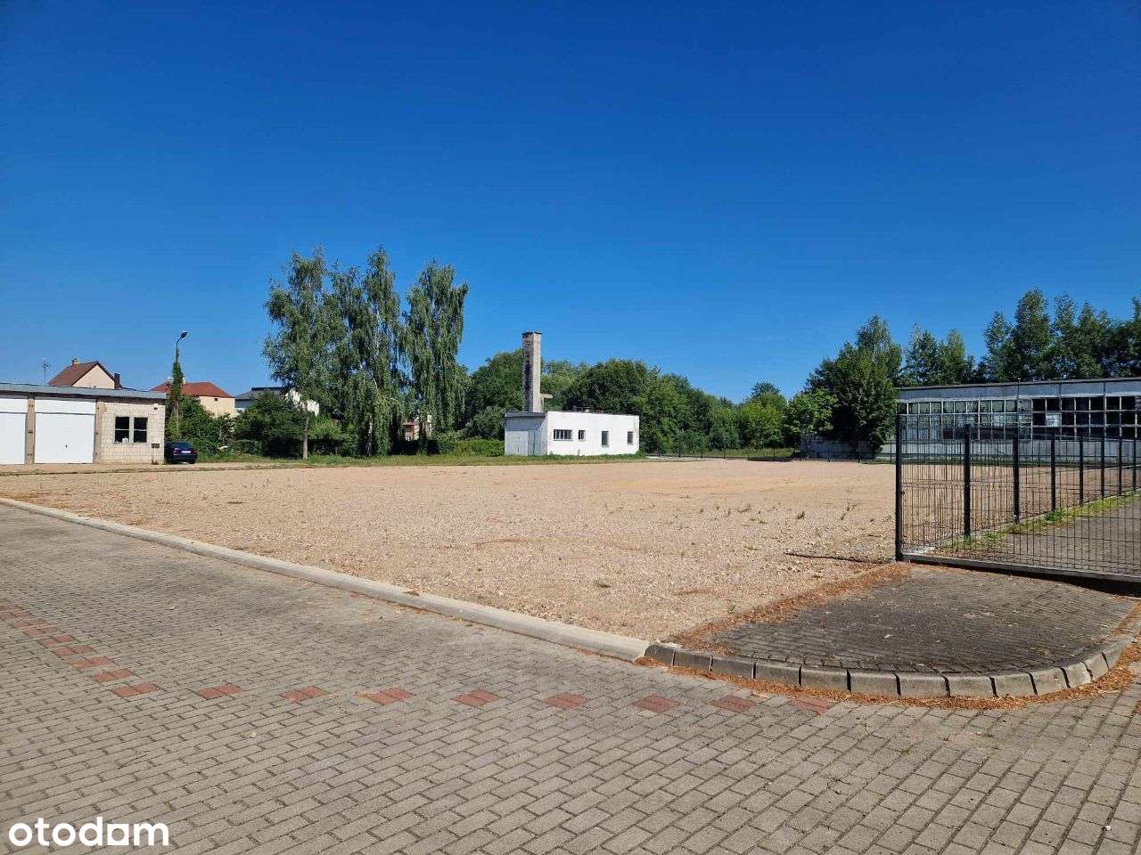 Działka przemysłowa,kostka, uzbrojona, garaż - Pełny obrazek: 3/4