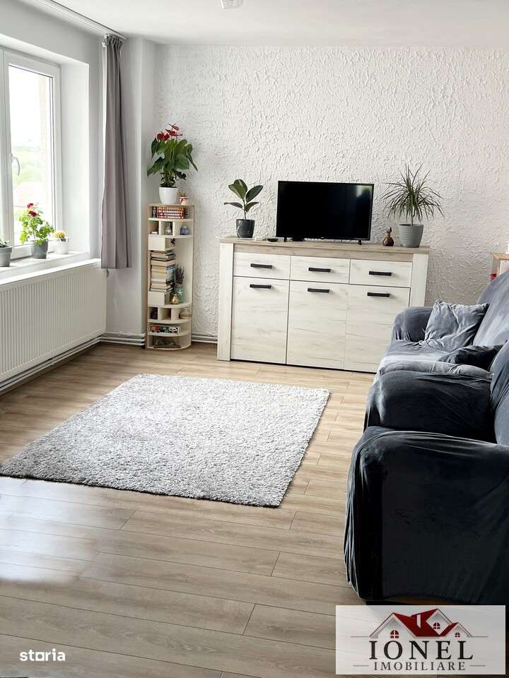 Apartament patru camere Teius - Imagine principală: 4/9