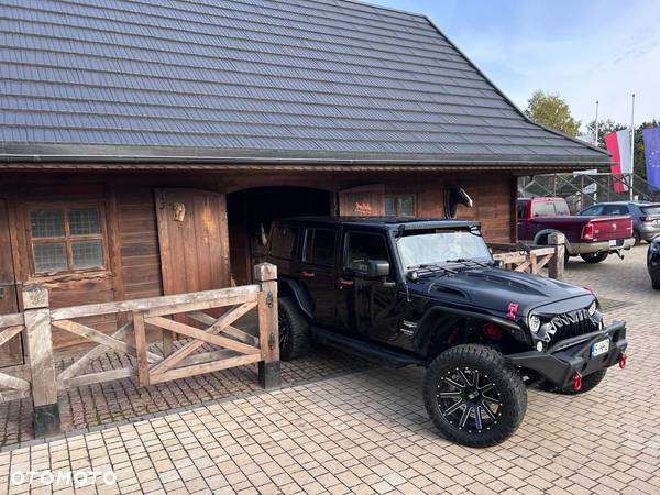 Jeep Wrangler 3.6 Unlim Sahara EU6 - 41