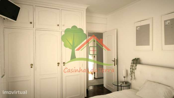 Moradia T5 com Vista de Mar Deslumbrante em Baleia, Carvoeira-13