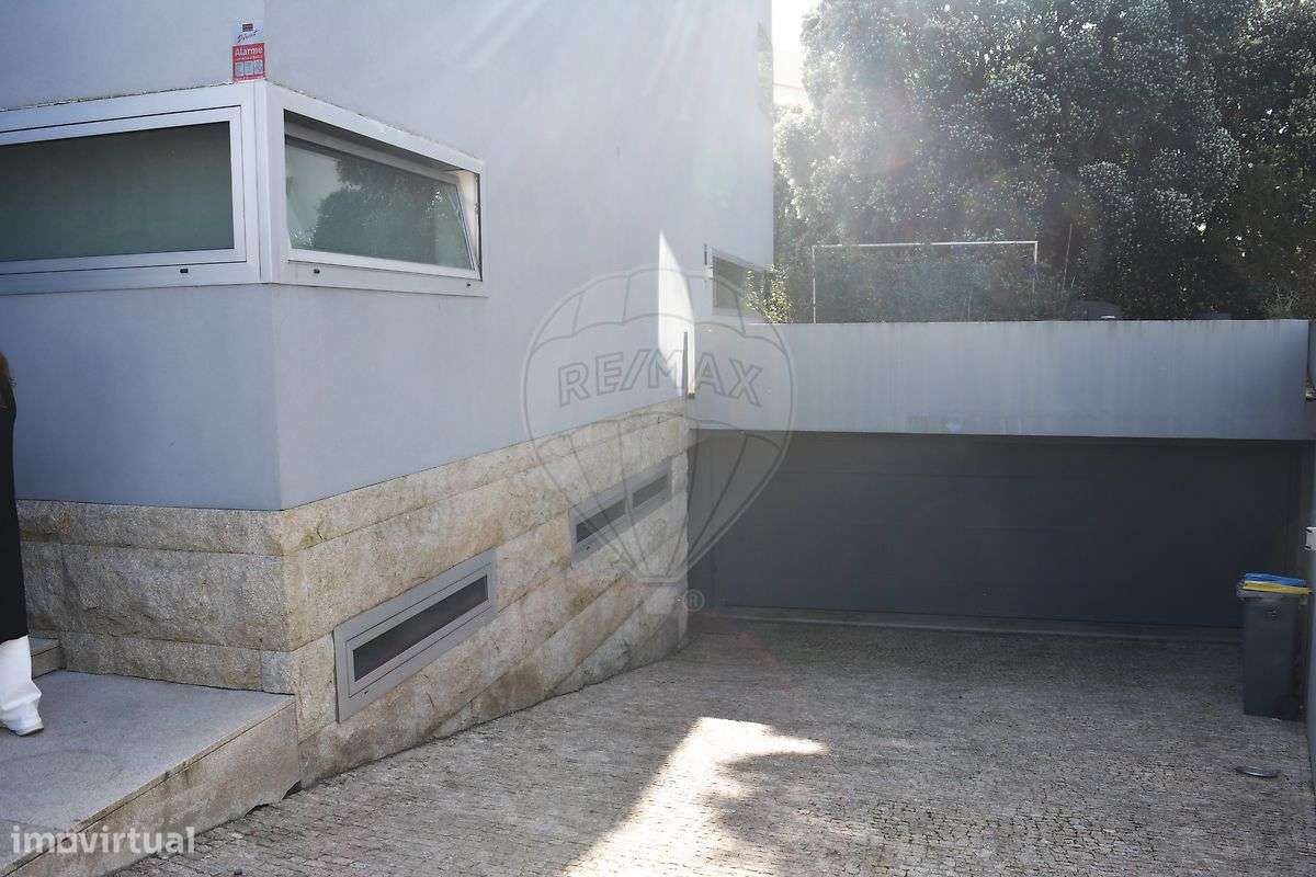 Moradia T4 para venda-10