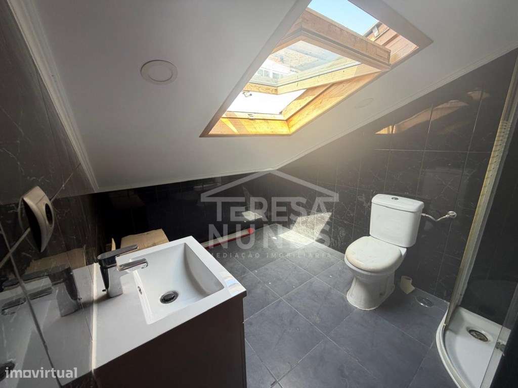 APARTAMENTO T3 + 1 - ARRENTELA / SEIXAL-16