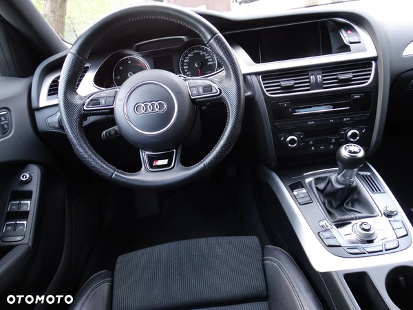 Audi A4 Avant 2.0 TDI DPF Ambiente - 26