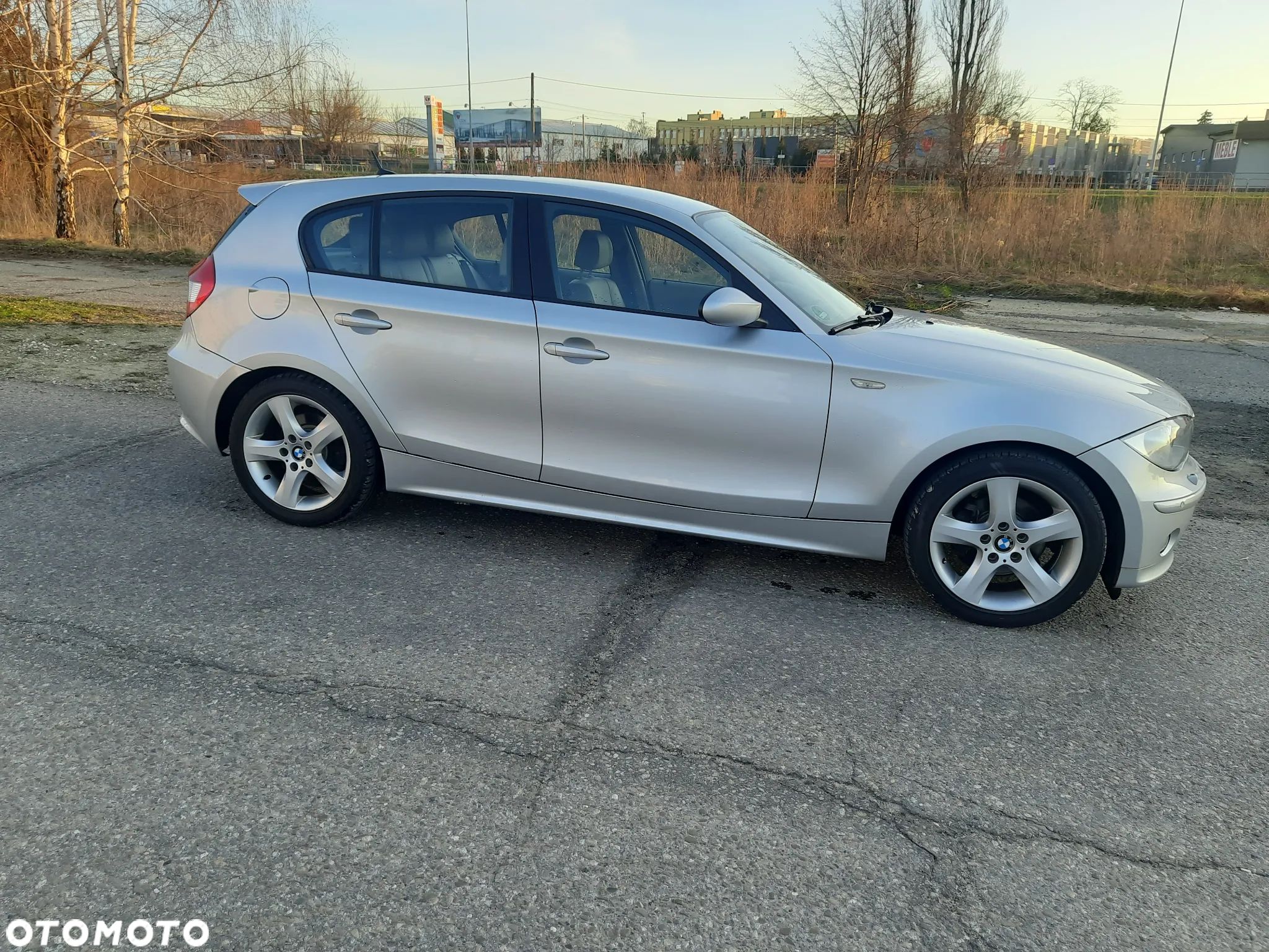 BMW Seria 1 120i - 1