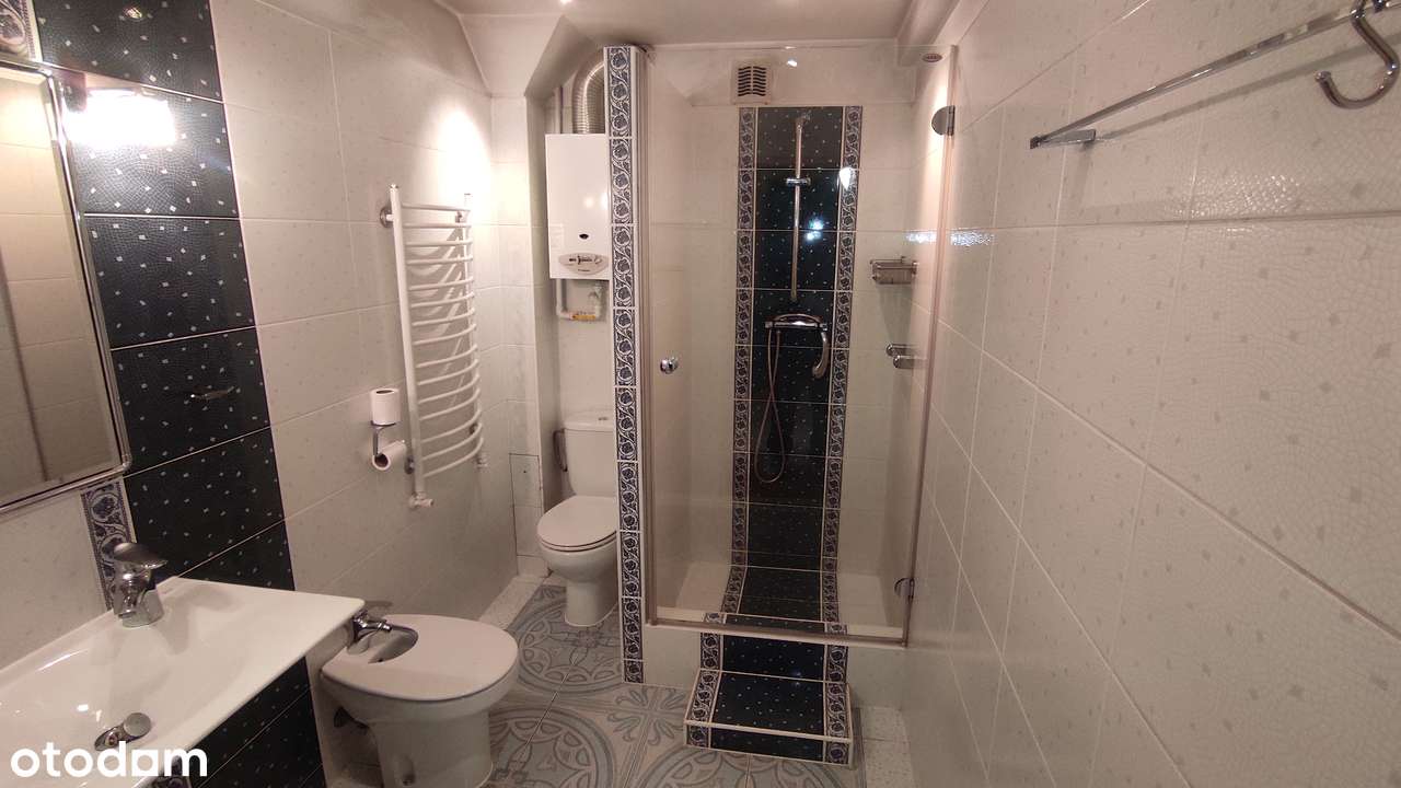 64 m2, 3 pok. 2 p. w niskim bloku, extra lokalizacja, b.dobra cena !-10