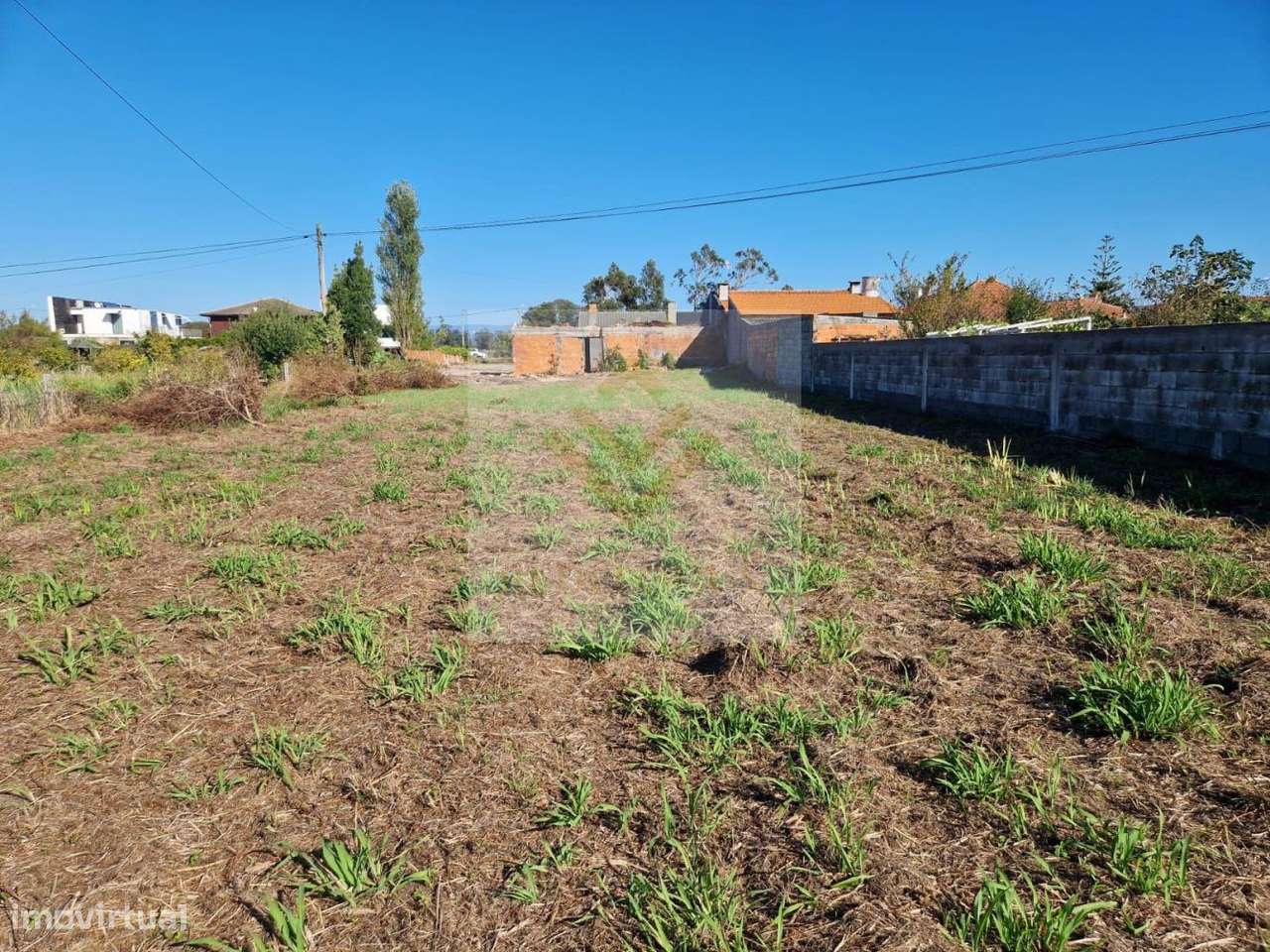 Moradia Geminada T3 em Bruto com Vista para a Ria-19