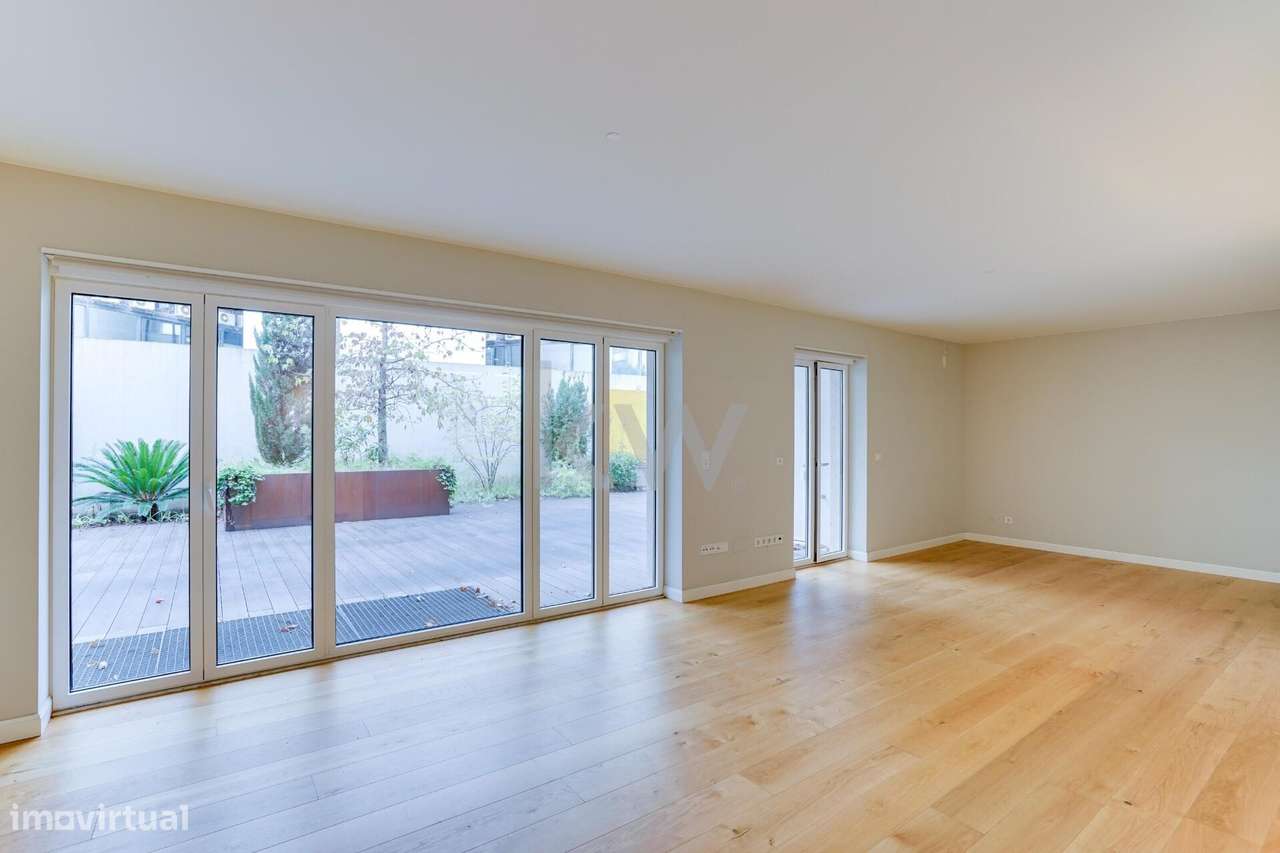 Apartamento T1 - Exclusividade e Elegância no Coração de Lisboa - Grande imagem: 2/27