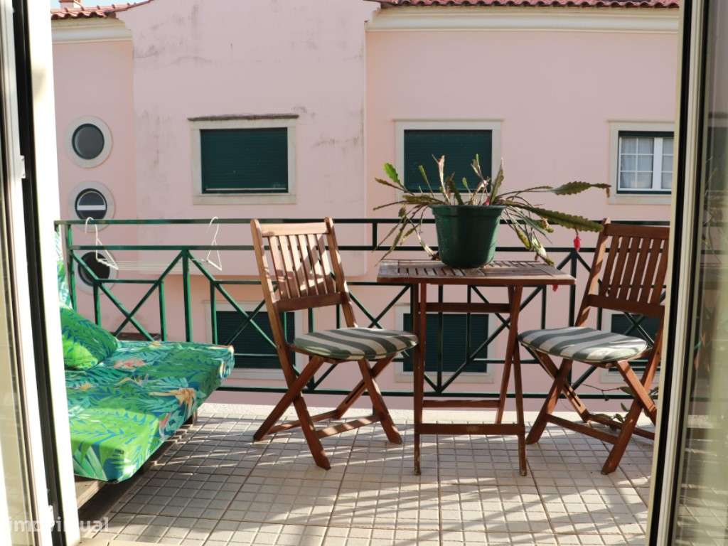 Apartamento T1+2 Duplex, em condomínio fechado, a 2 minutos da praia-45