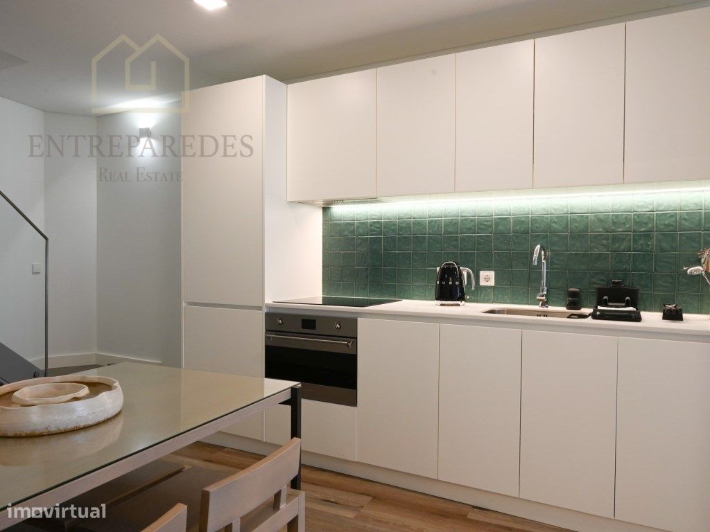 Townhouse casa duplex T2 com jardim, mobilada e equipada, junto ao ... - Grande imagem: 1/27