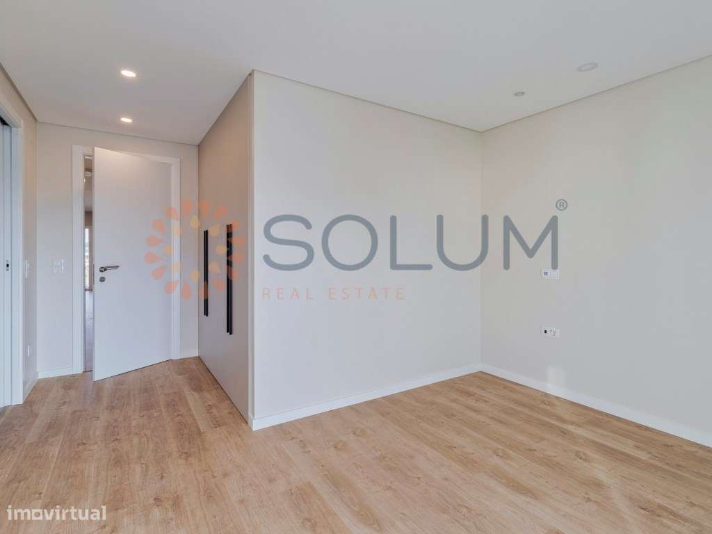 Duplex T2 novo, com grande terraço - Montijo-19