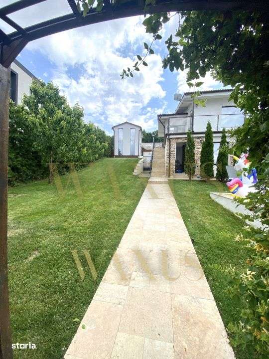 Vila  UltraLux in Feleacu cu un view spectaculos, 1000 mp teren , 200 - Imagine principală: 3/10