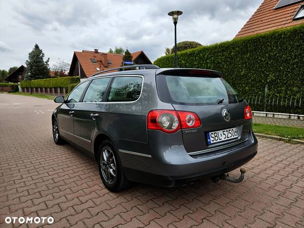 Volkswagen Passat 1.9 TDI Comfortline - 4