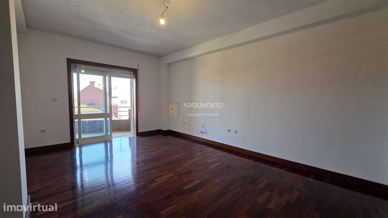 Apartamento T2 Venda em Rio Tinto,Gondomar-20