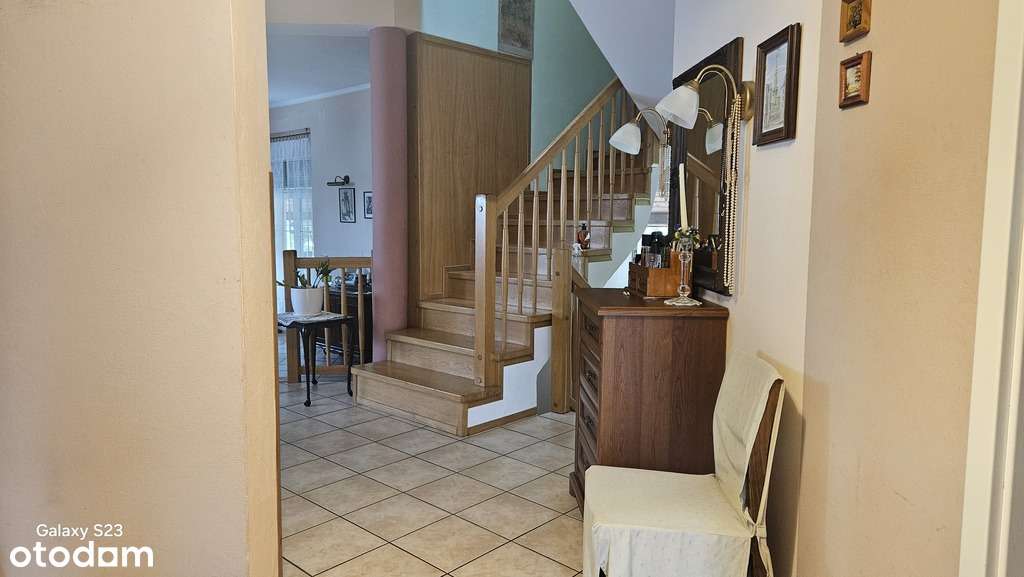 Na sprzedaż  idealny dom dla Rodziny-13