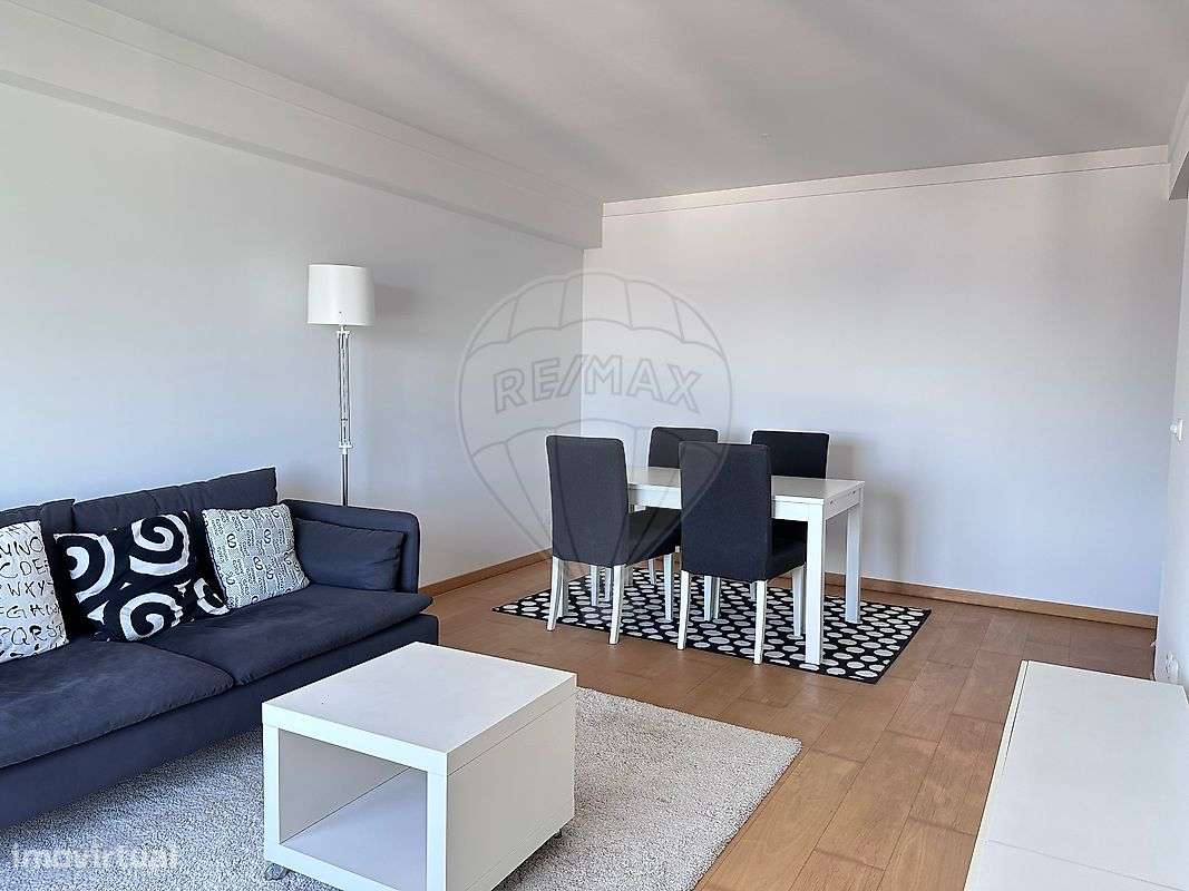 Apartamento T2 para arrendamento - Grande imagem: 2/14