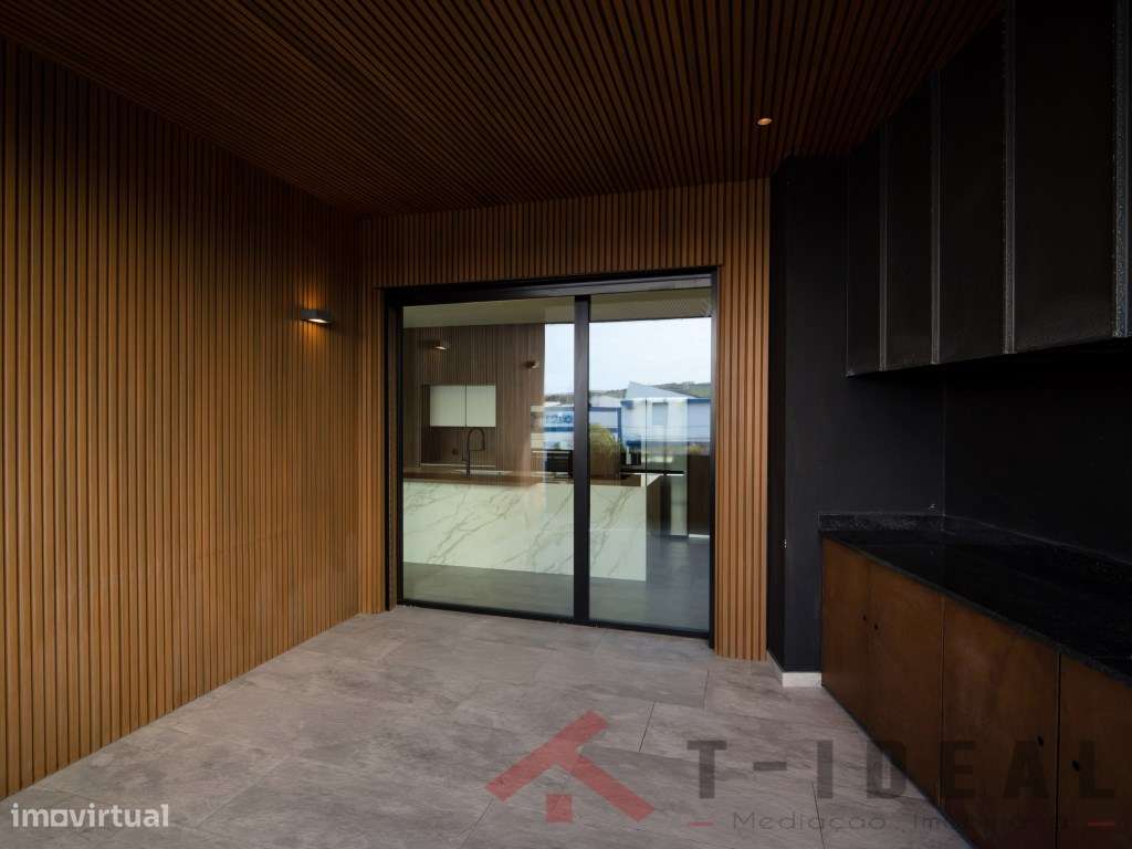 Apartamento T3 no Centro da Lourinhã-46