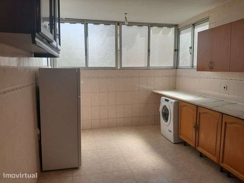 Apartamento T3 em Santo António da Charneca - Grande imagem: 3/15