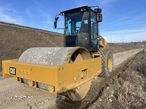 Caterpillar CS66B - 3