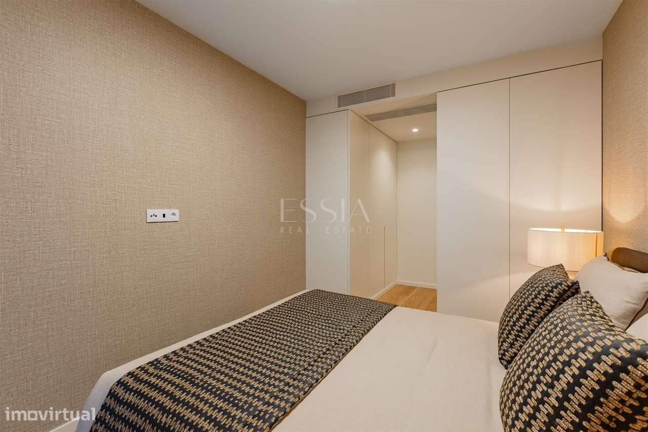 T2 Varanda 12m2 Vistas Rio | T2 c Garagem Jardins Arrábida | T2 Gaia-17