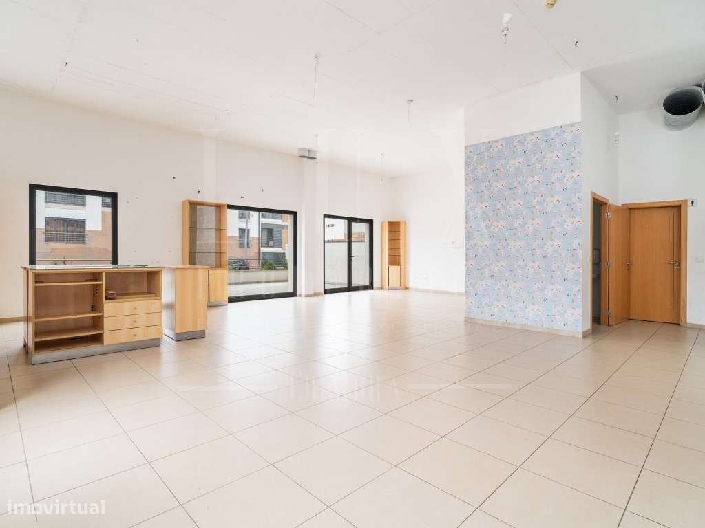 Estabelecimento Comercial | Pereira, Montemor-o-velho - Grande imagem: 4/25