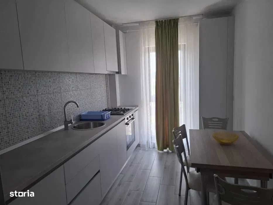 Apartament 2 Camere | Zona Ghimbav-Cristian | Parcare Inclusa-0