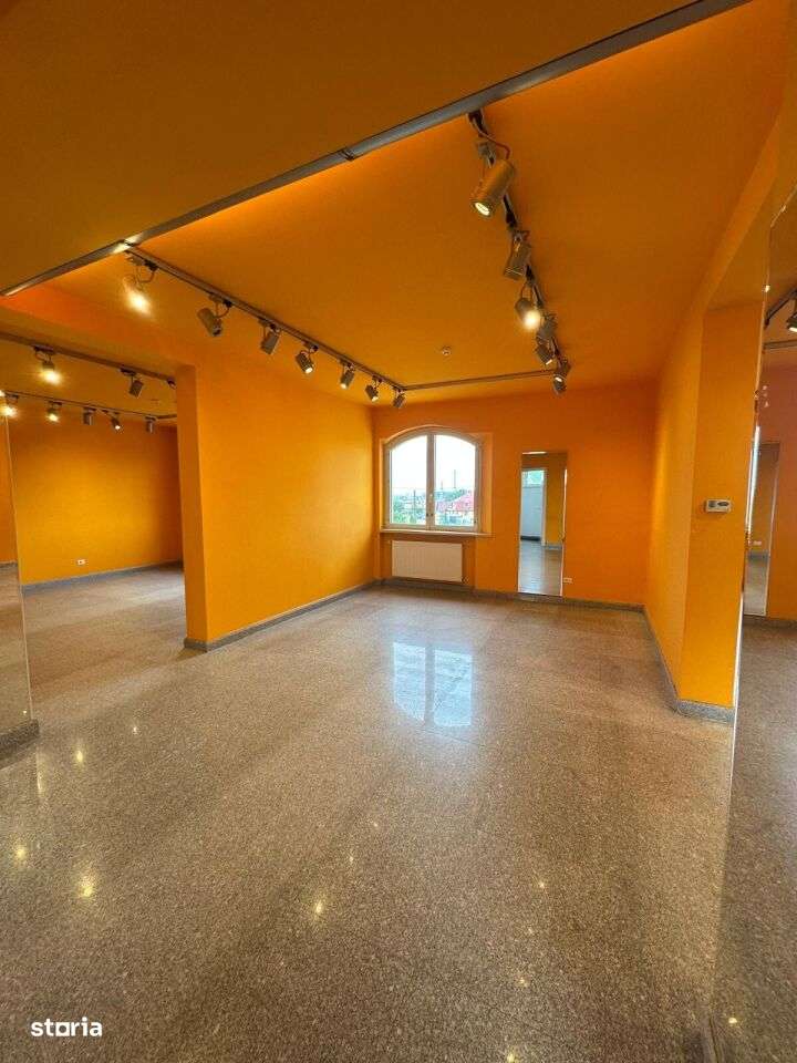 Spatiu comercial 200mp de inchiriat zona Oncea Etaj II - Imagine principală: 5/10