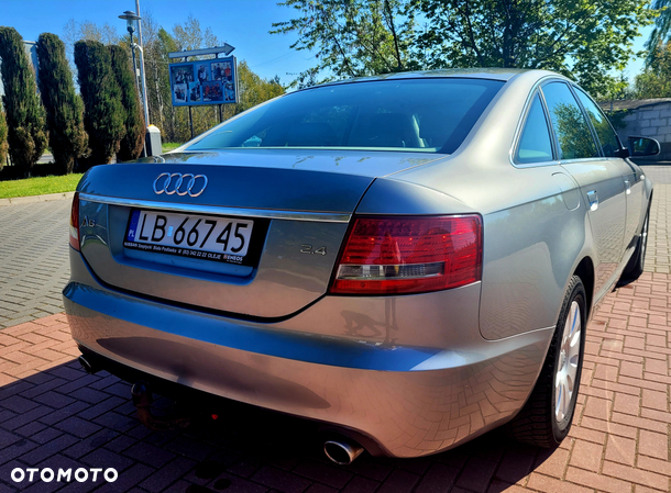 Audi A6 2.4 Multitronic - 1