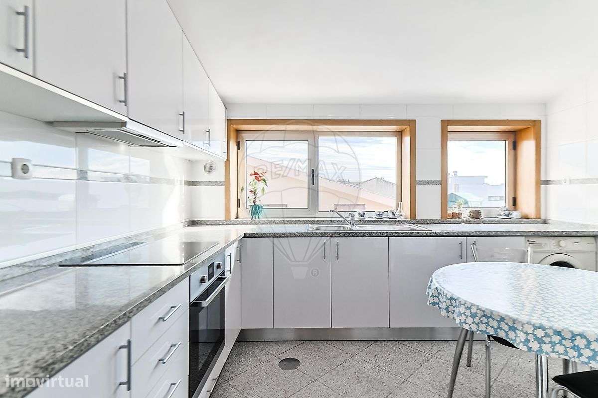 Apartamento T2 para venda - Grande imagem: 2/31