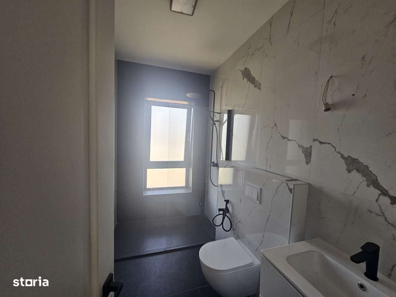 Vila superba Bisan-Bucium, teren 700 mp, cartier privat-11