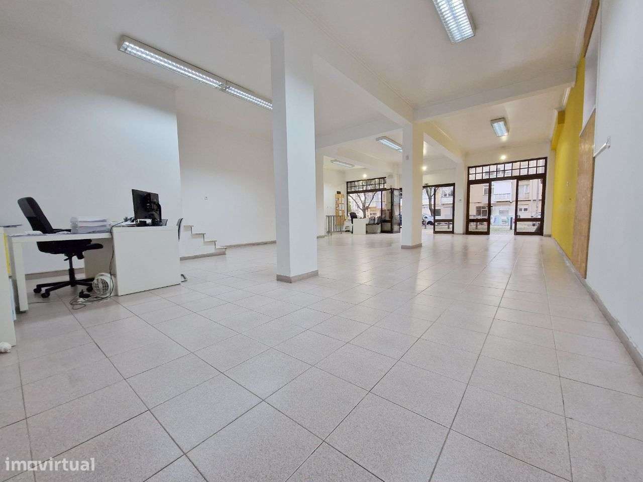 Loja em open space - Oeiras - Figueirinha - Parque dos Poetas - Grande imagem: 4/8