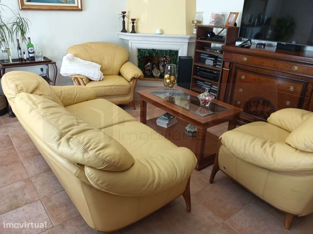 Moradia T4, com logradouro - Aveiro / Azurva - Grande imagem: 4/43