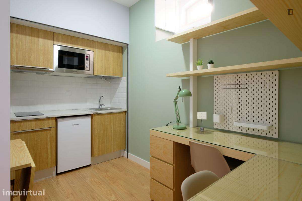 Estúdio - localizado em Montes Claros Coimbra - Grande imagem: 2/15