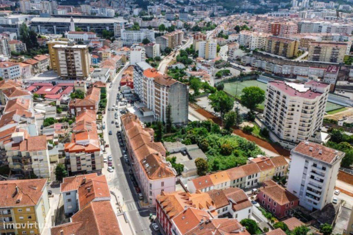Quarto - localizado em  Coimbra - Grande imagem: 2/4