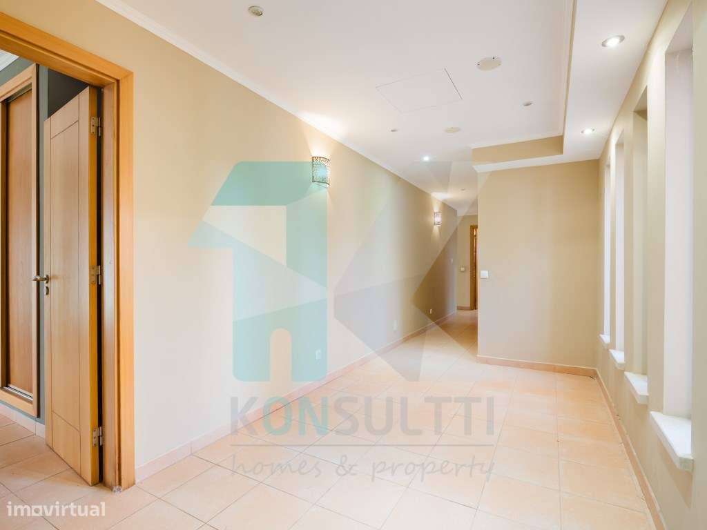 Moradia Isolada de Luxo com Piscina e Terreno de 1000 m² - Praia da...-21
