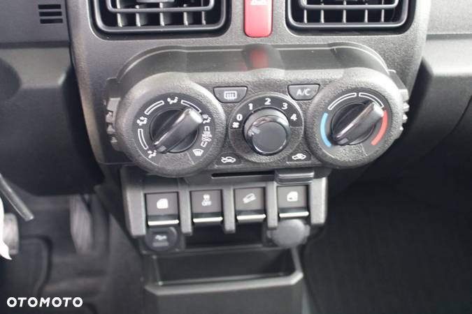 Suzuki Jimny 1.5 Pro - 6