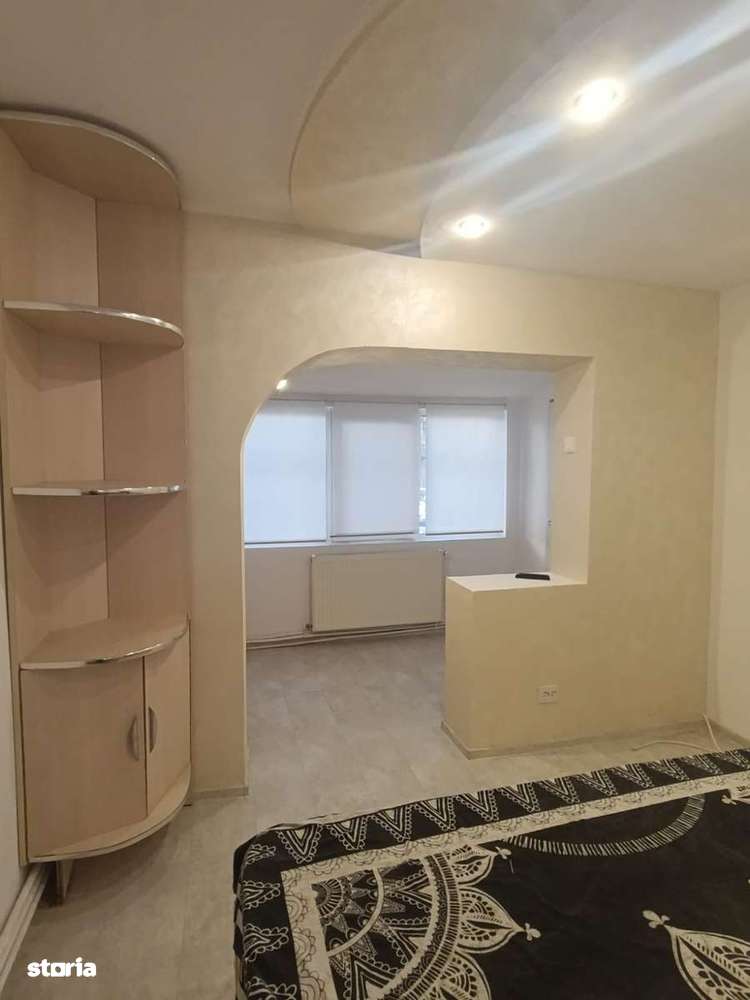 Apartament 3 cam decomandat, stradal (balcon Spațiu comercial în acte)-5