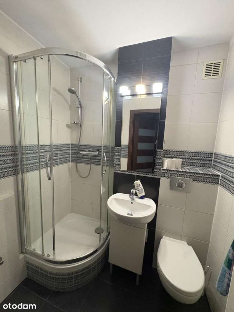 Kawalerka blisko metra. Idealna pod wynajem-10