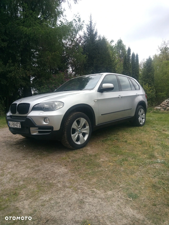 BMW X5 4.8i xDrive - 8