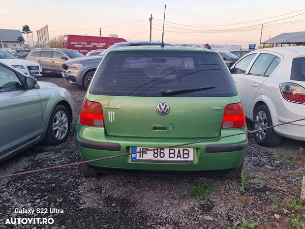 Volkswagen Golf 1.9 TDI - 9