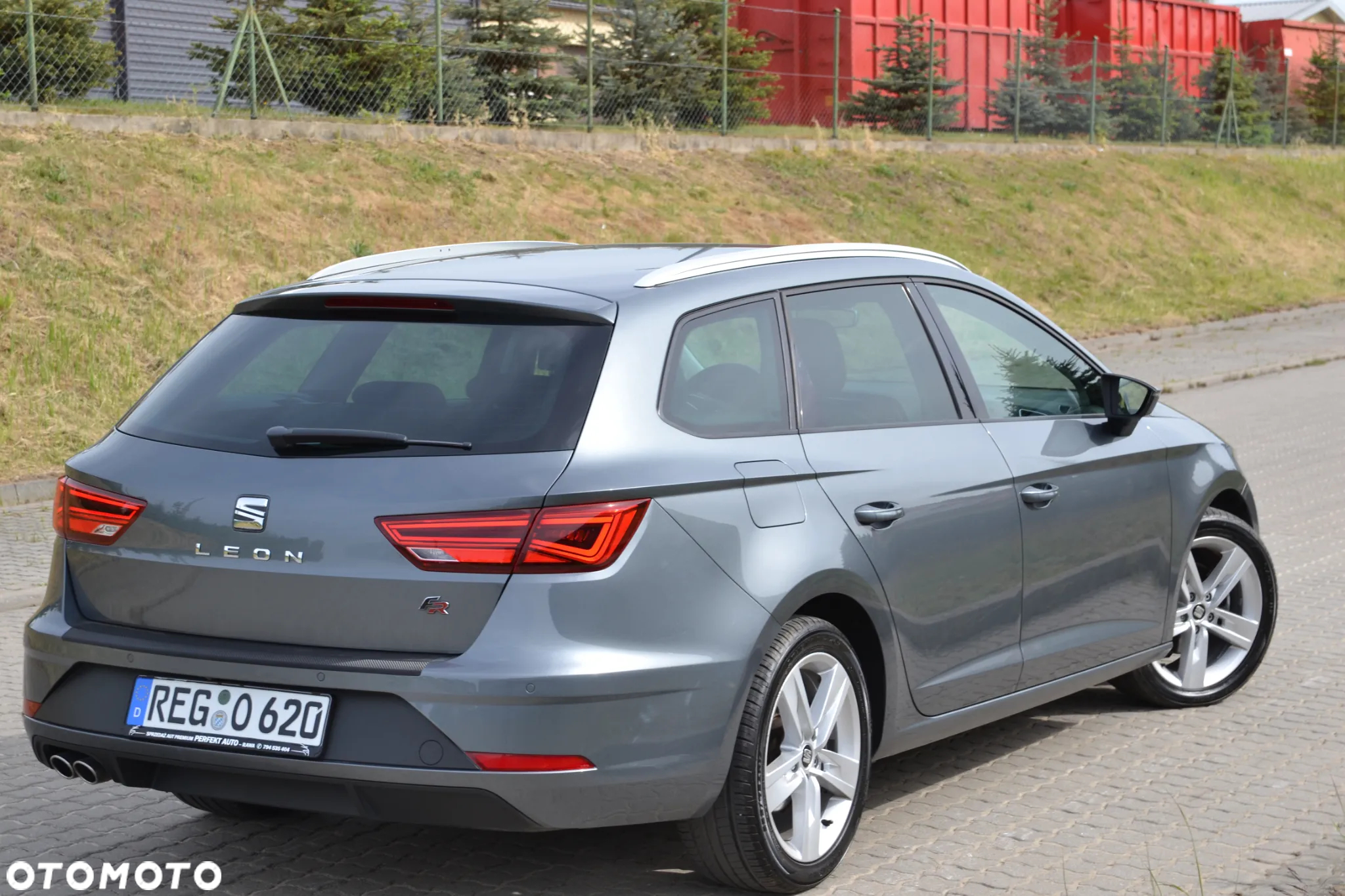 Seat Leon ST 2.0 TDI Start&Stop DSG FR - 10