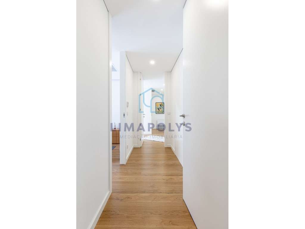 Moradia de Luxo a 400m da Praia-16
