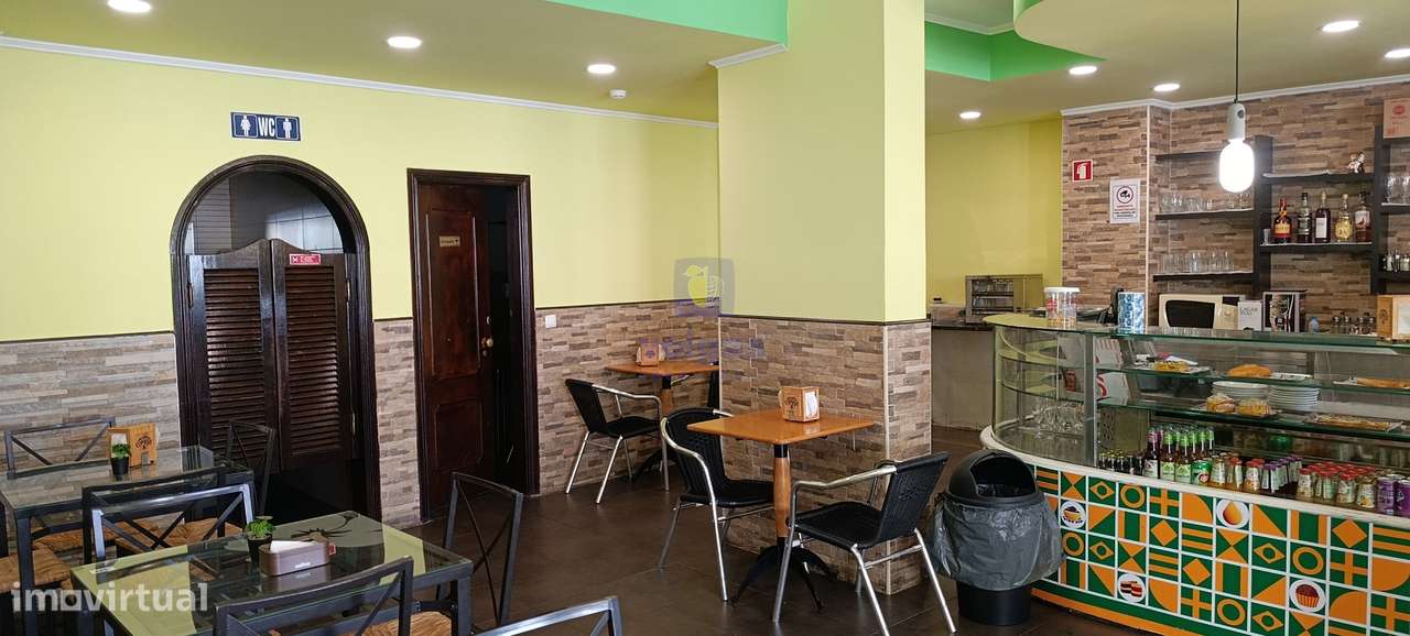 Trespasse de Dois Estabelecimentos em Conjunto - Café e Panificadora - Grande imagem: 2/12