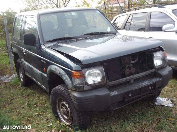 Dezmembrez Mitsubishi Pajero MK2 MK1 MK3 2.5td 3.2 DID 3.0 V6 piese - 1