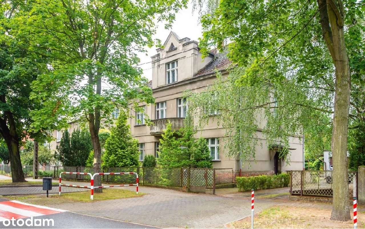 Willa miejska w doskonałej lokalizacji!-1