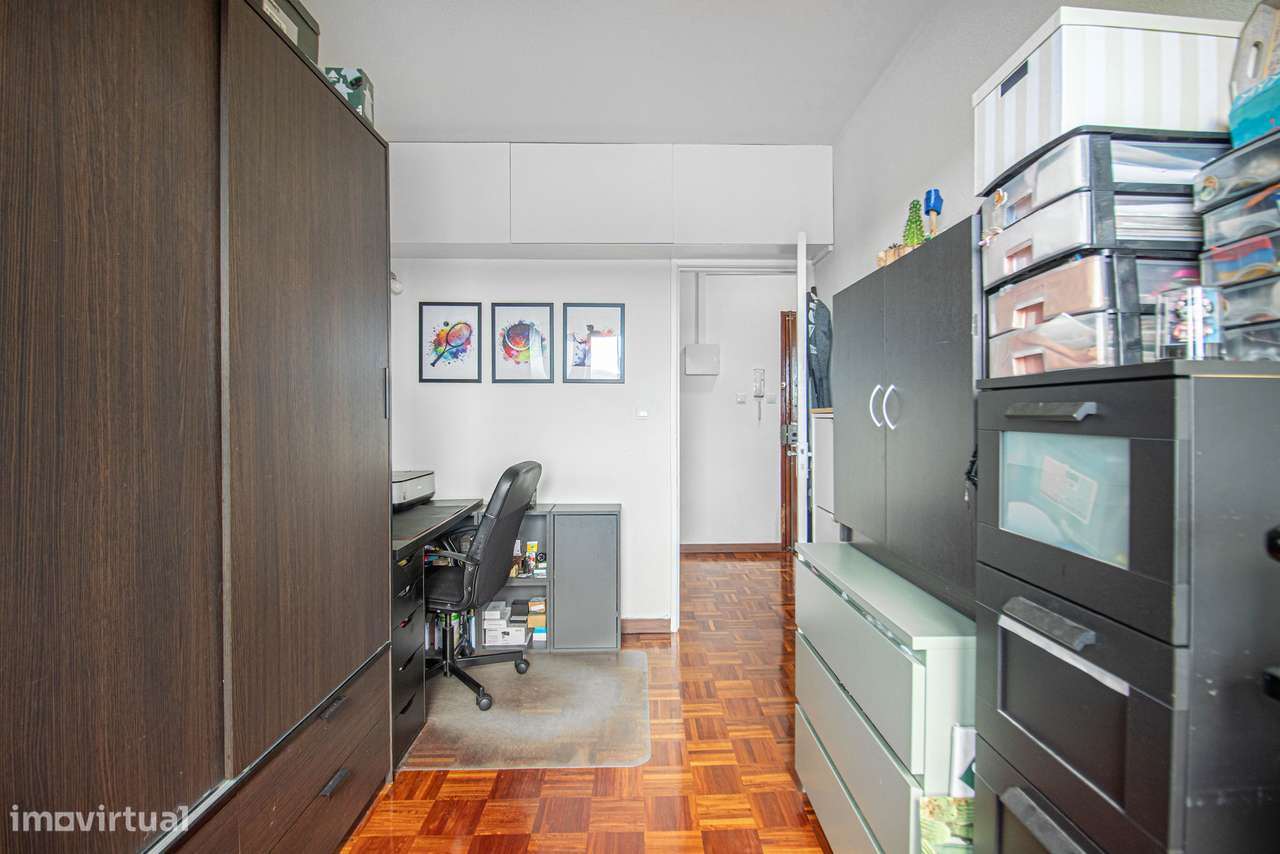 T3 Remodelado em 2021 c/ imensa luz natural e elevador-16