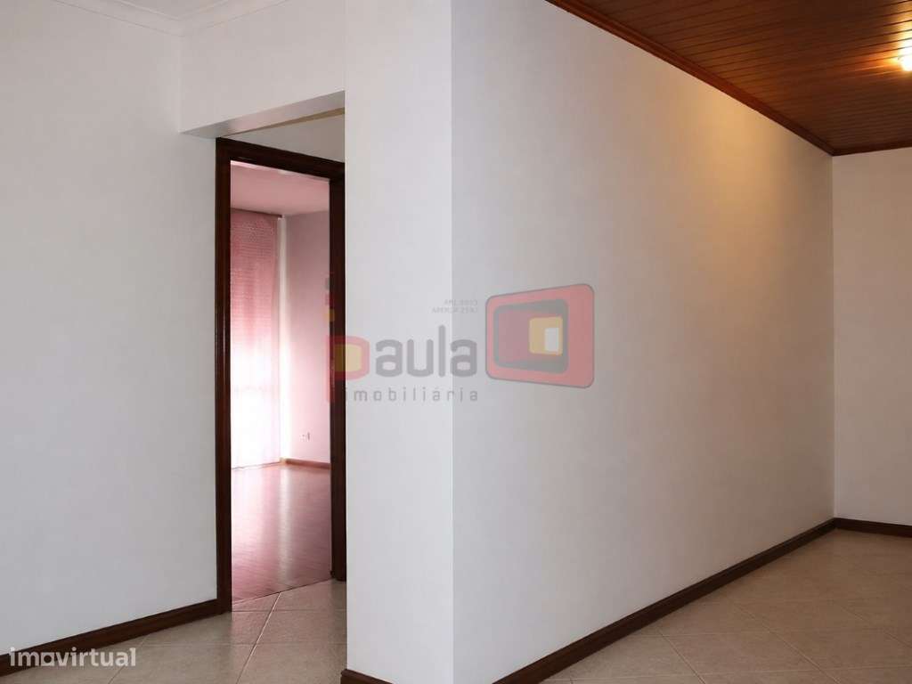 APARTAMENTO T3 COM PARQUEAMENTO-5