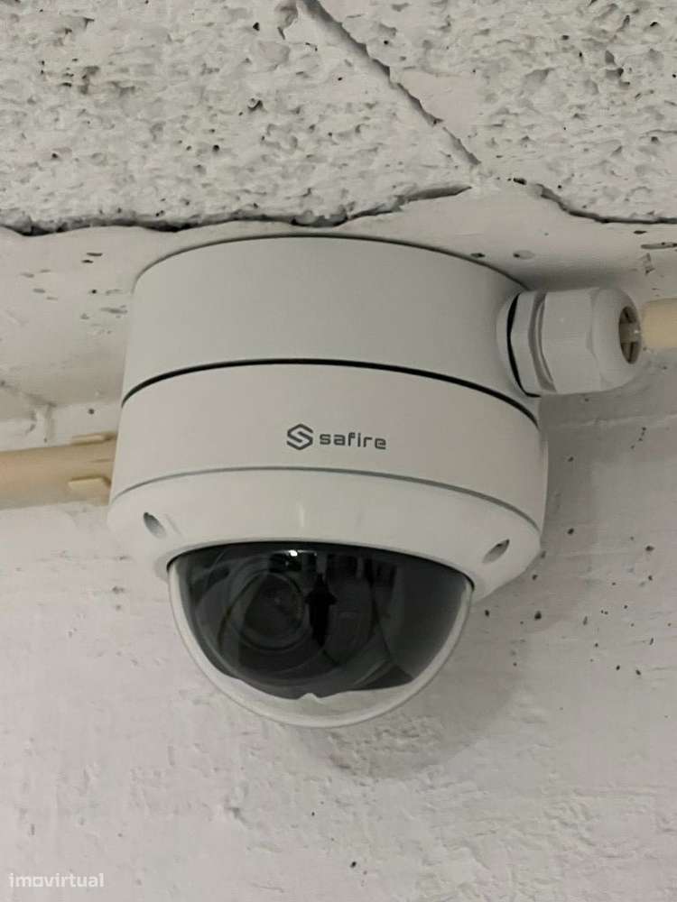 Lugar de garagem a 250 mts do Hospital de Gaia em Frente ao Continente - Grande imagem: 4/39