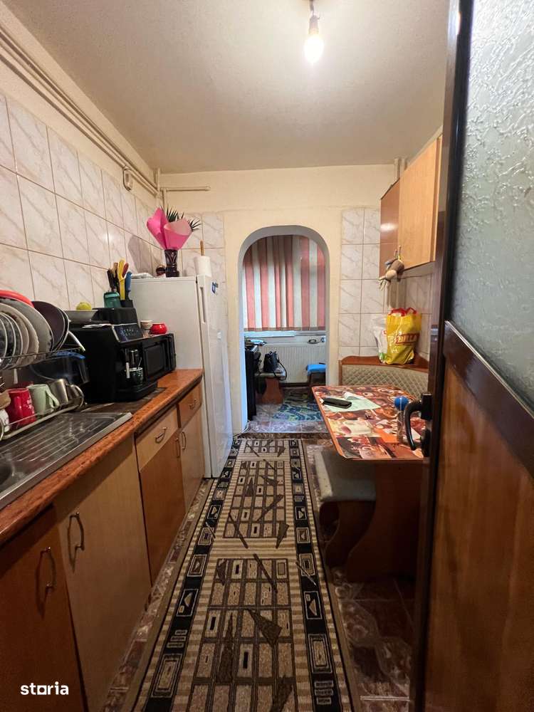 Podul de Fier-Profesor Paul-2 Camere Decomandat-bloc 82' - Imagine principală: 3/10