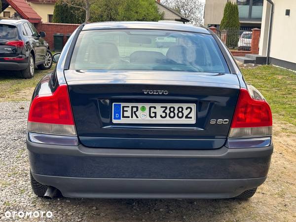 Volvo S60 2.4 Summum - 10