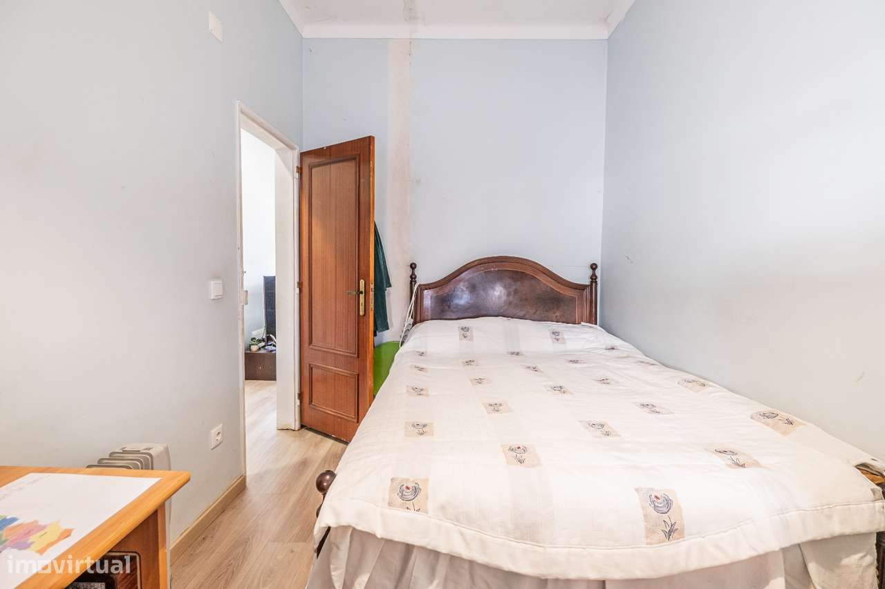 Moradia T3 com terraço e ar condicionado em Azeitão-14